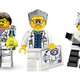 Illustration for article titled Lego-professzort keres a Cambridge